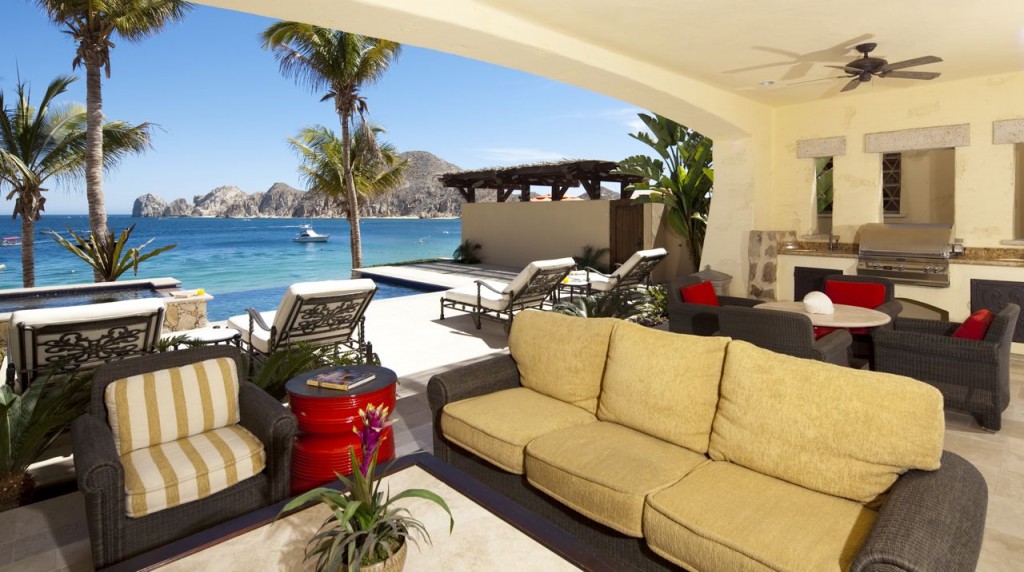 beachfront properties medano beach