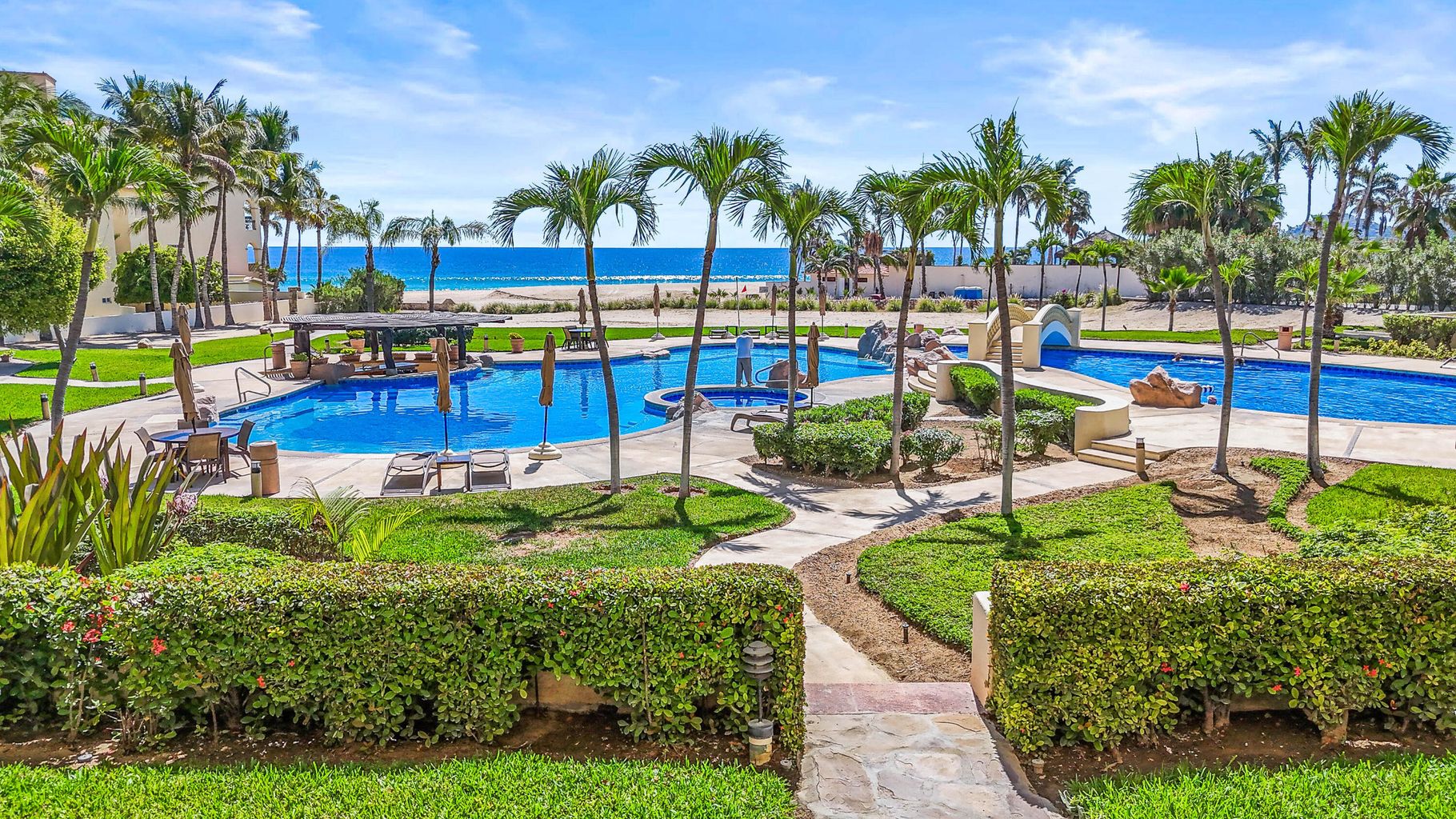 Las Mañanitas Unit 3102 beachfront condo exterior view San José del Cabo