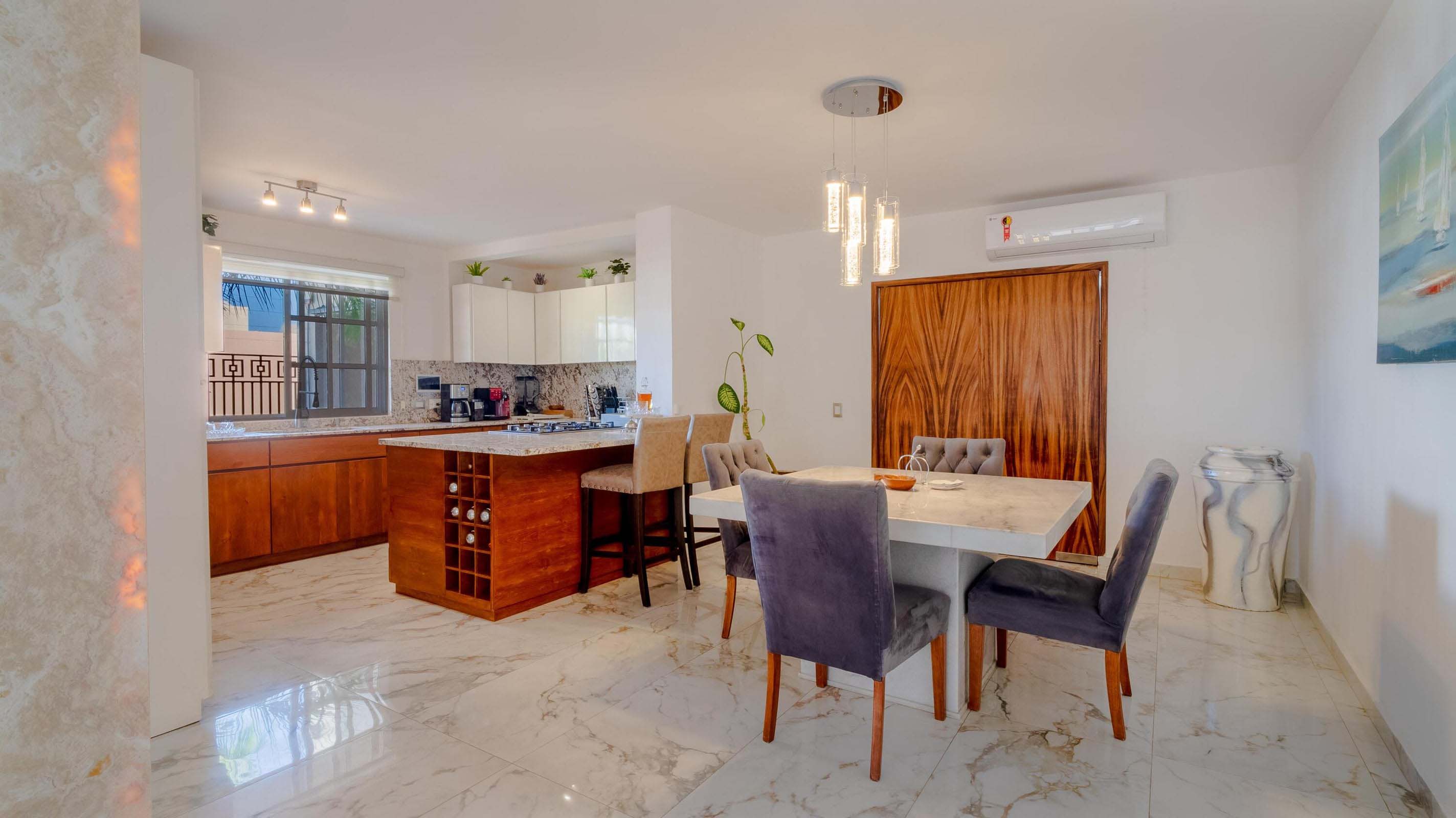 Modern homes in Montereal San José del Cabo