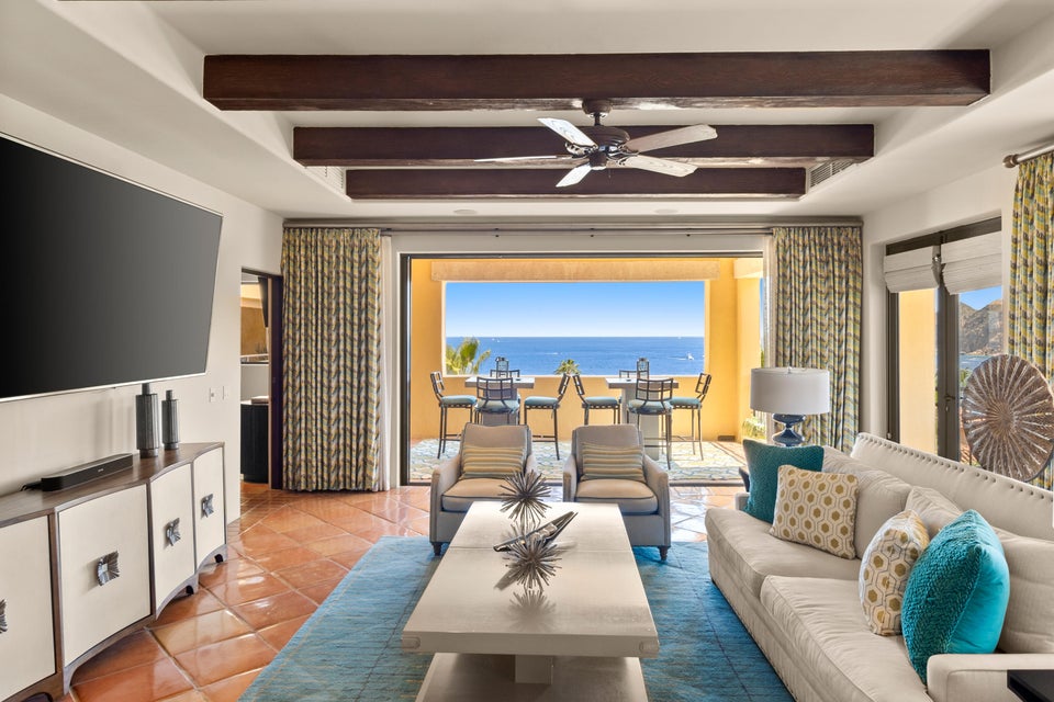 Luxury Condo in Cabo