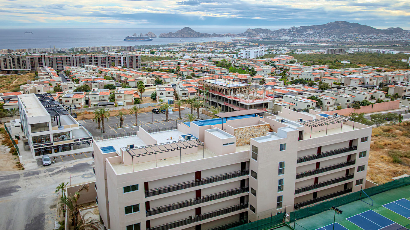 Resort style amenities in El Tezal condo communities