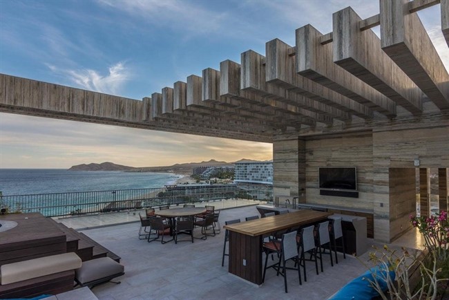 Looking for Luxury Beachfront Penthouse For Sale in Los Cabos?