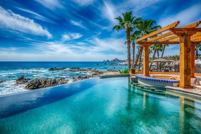 Los Cabos 6 Bedroom Beachfront Homes