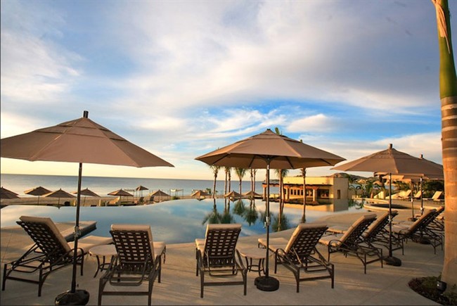 Condos For Sale in Club Campestre San Jose