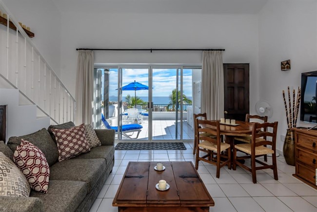 2 Bedroom Lomas de La Jolla $259,000 USD