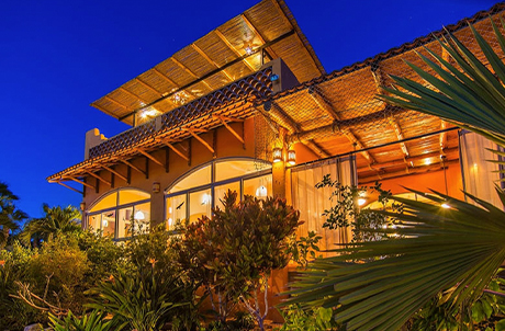 Luxury beachfront home in Los Barriles